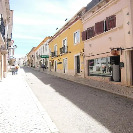 The White Butterfly Hostel Λάγος