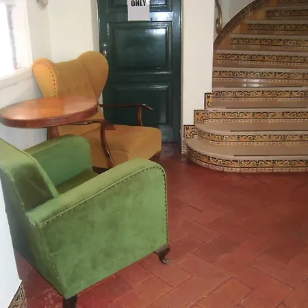 The White Butterfly לאגוּ‏ש