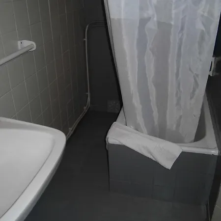 אכסניה The White Butterfly *